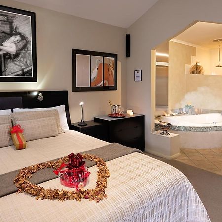 Riverview Rise Retreats Маннум Экстерьер фото