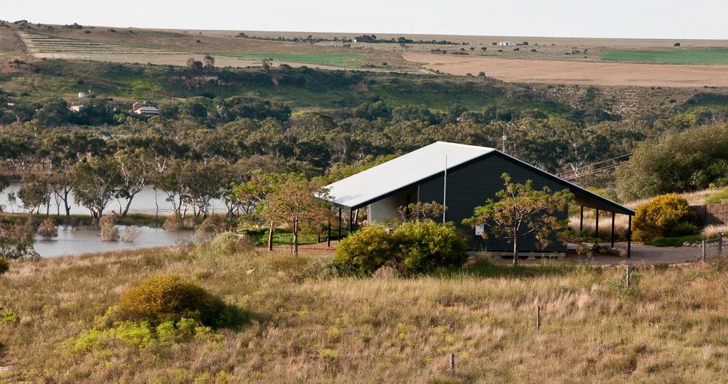 Riverview Rise Retreats Маннум Экстерьер фото