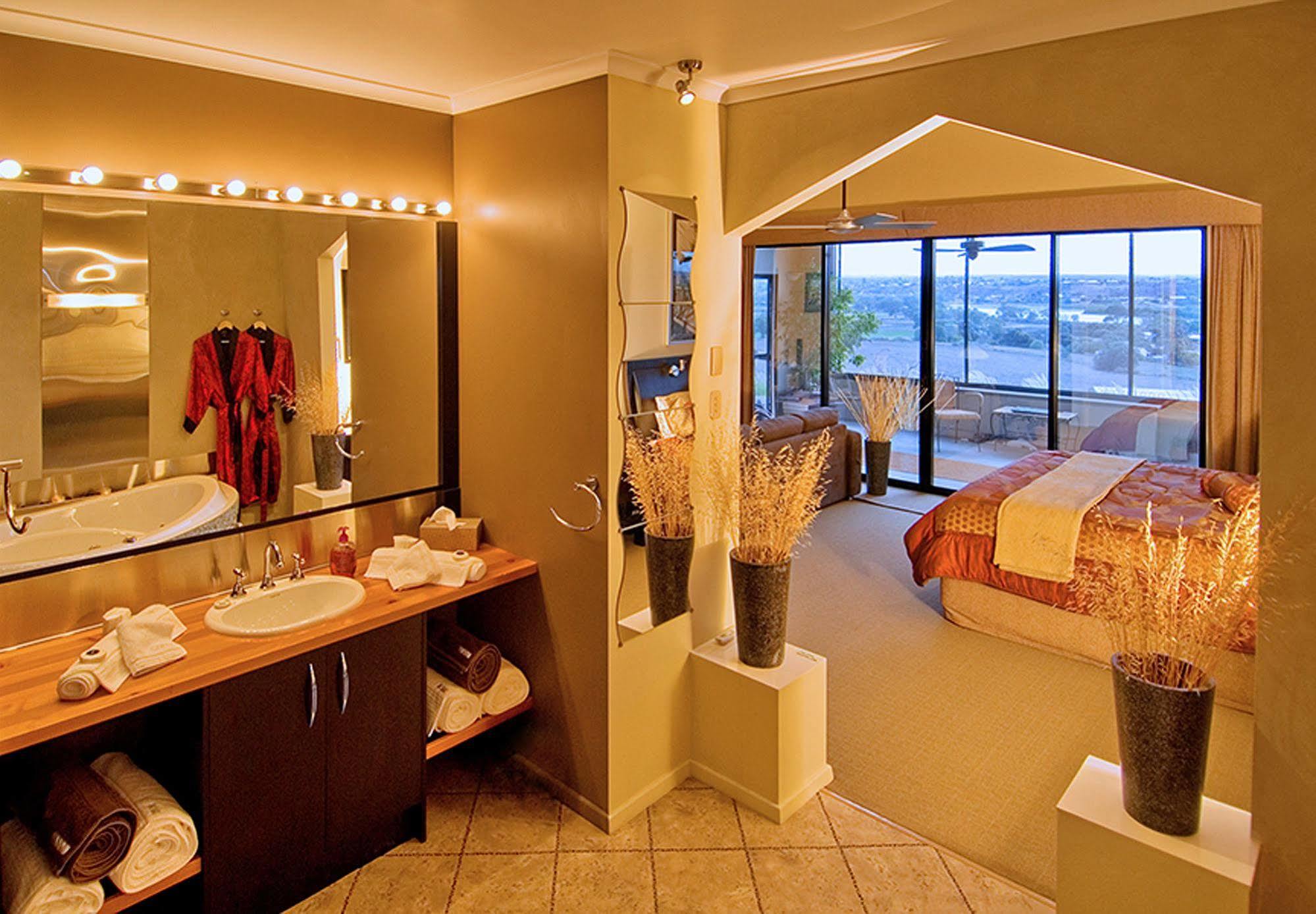 Riverview Rise Retreats Маннум Экстерьер фото